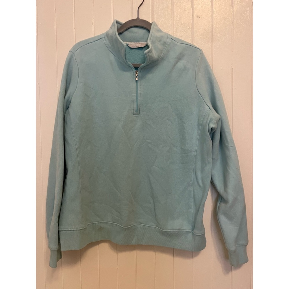 Pullover hoodie